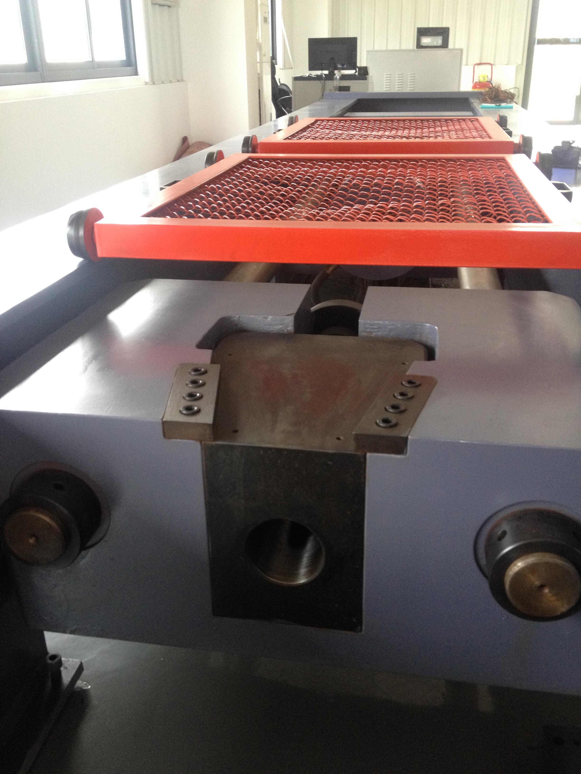 如何選擇臥式拉力試驗機